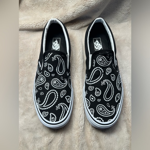 Other - Vans Paisley Classic Slip-On Sneakers Black/White Skate Shoes Size 13